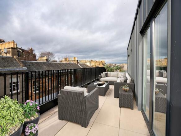 Terrace 2 - VS