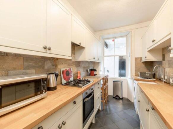 50461_CarltonStreet_