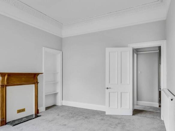 82-4-Strathearn-Road