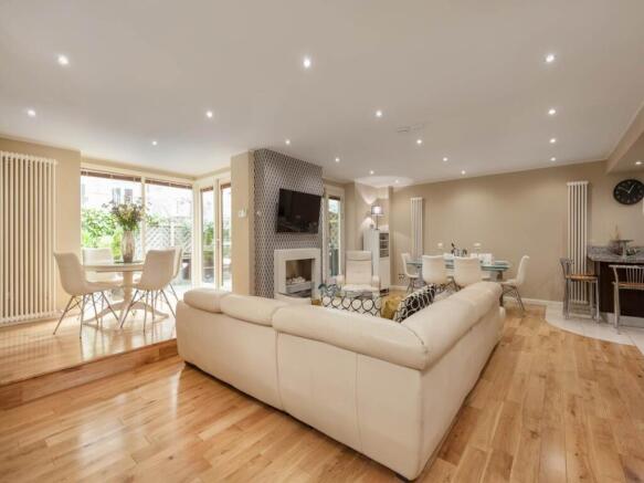 DublinStLaneS_72dpi-