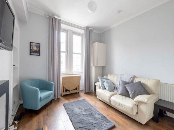 58211_CaledonianCres