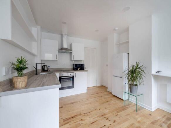 76773_ClermistonGrov