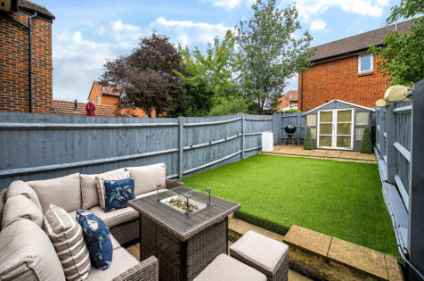 Cordelia Croft, Warfield, Bracknell, Berkshire, RG42