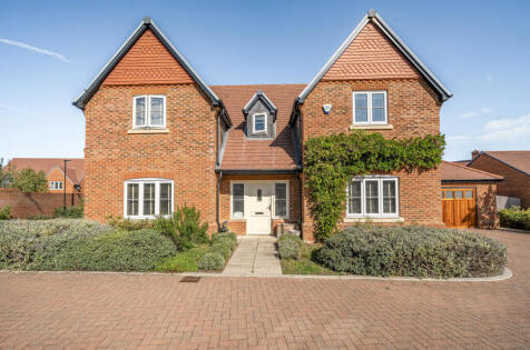 Honeysuckle Copse, Warfield, Bracknell, Berkshire, RG42