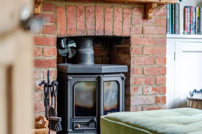 1402004-12-696f5b...