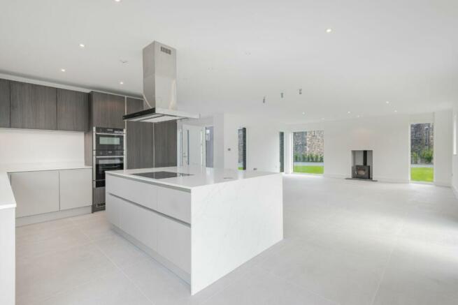 Open-plan kitchen/living