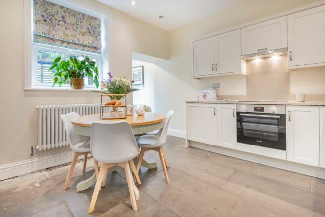 Kitchen / Dining Area