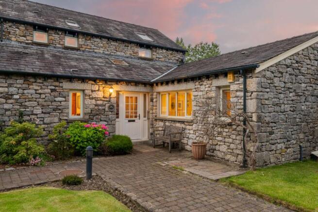 No. 15 Helsington Laithes 