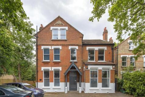 Border Crescent, London, SE26