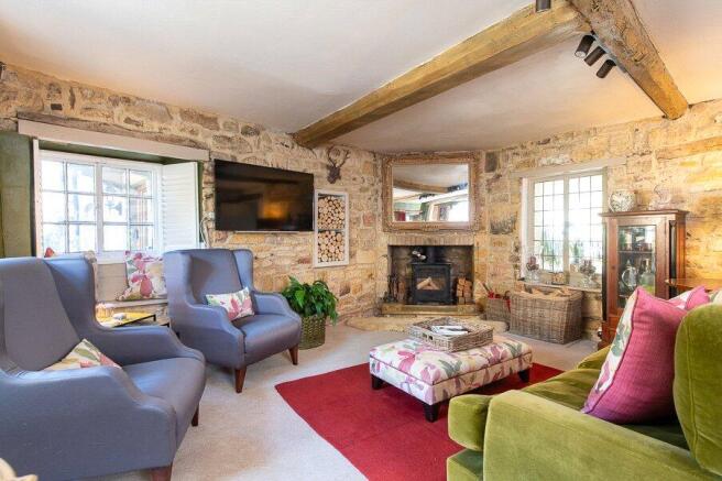 Sitting/Dining Room