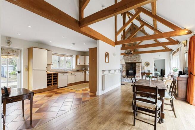 Kitchen/Dining Room