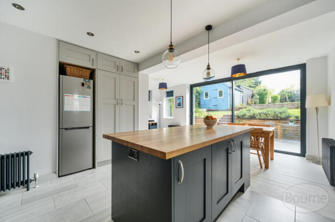 1484c69b-b943-4f6...