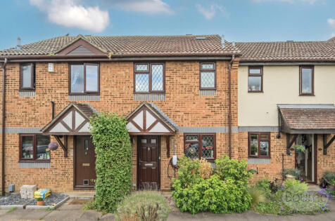 Watersmeet Close, Guildford, Surrey, GU4