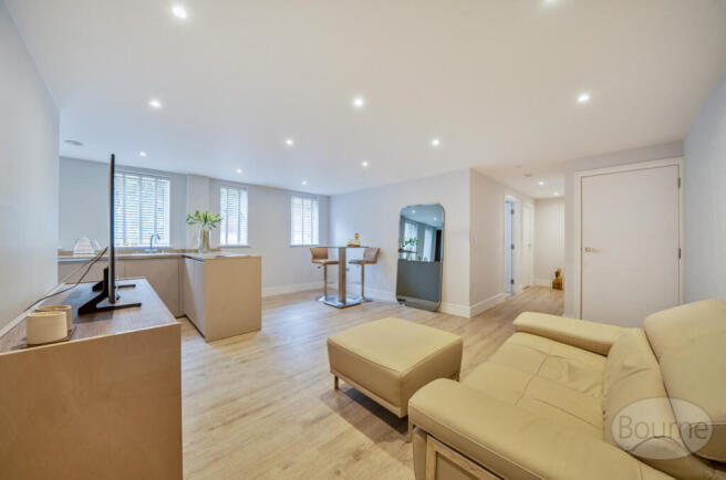 6ed36272-c5c9-4e3...