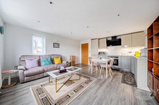 fe22e3a4-e4e9-49f...