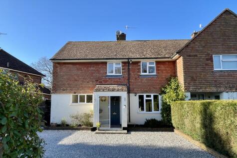 The Glebe, Leigh, RH2