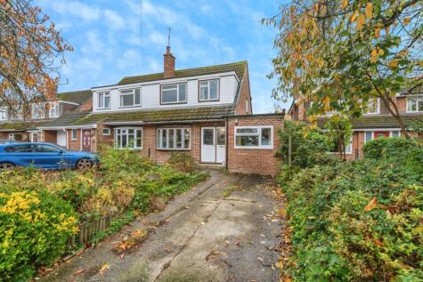 Chestnut Close, Romsey, Hampshire, SO51