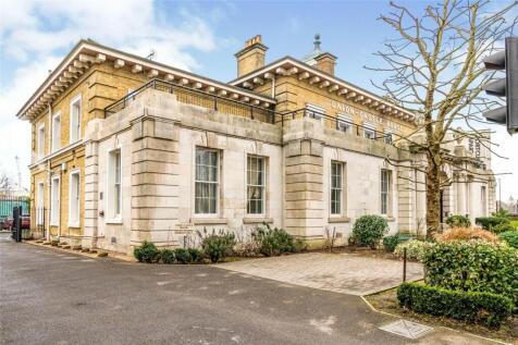 Canute Road, Southampton, Hampshire, SO14