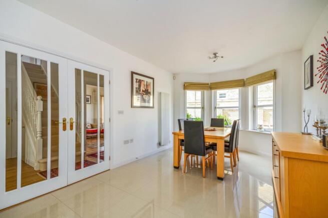 4 Bedroom Detached House For Sale In Marshall Square Banister