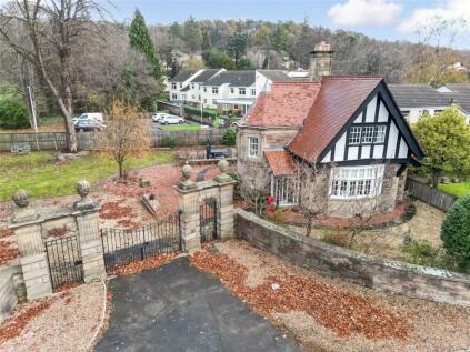 West Lodge, Tullibody Road, Alloa, Clackmannanshire, FK10