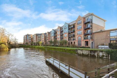 Medway Wharf Road, Tonbridge, Kent, TN9