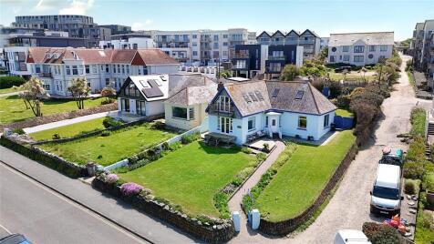 Esplanade Road, Newquay, Cornwall, TR7