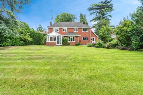 Blackdown Avenue, Woking, Surrey, GU22