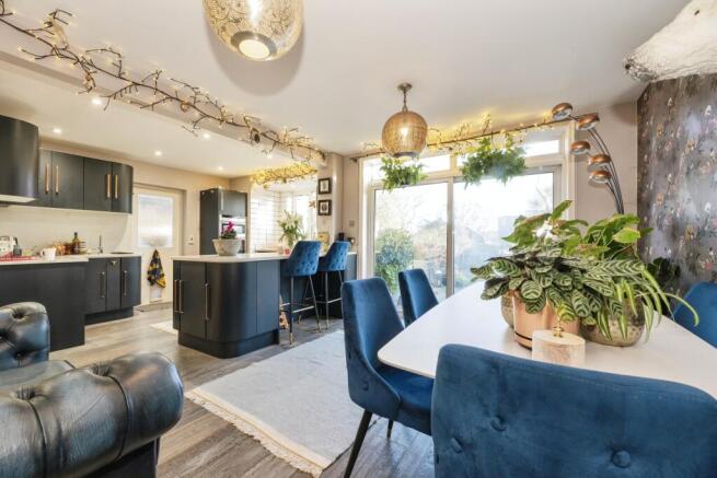 Kitchen/Dining Room