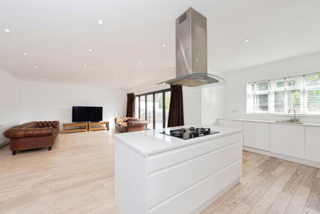 Kitchen/Dayroom