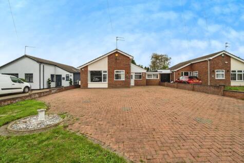 Lawnswood Drive, Caister-on-Sea, Great Yarmouth, Norfolk, NR30
