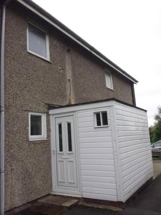 4 Bedroom House To Rent In Park Barn Drive Guildford Gu2
