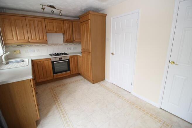 Kitchen (2)