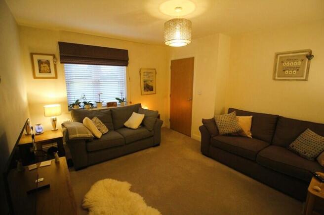 6 Living Room