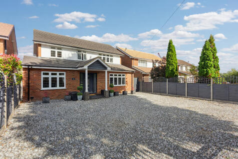 Bedmond Road, Leverstock Green, Hemel Hempstead, Hertfordshire, HP3
