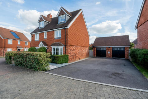 Summer Road, Horley, Surrey, RH6