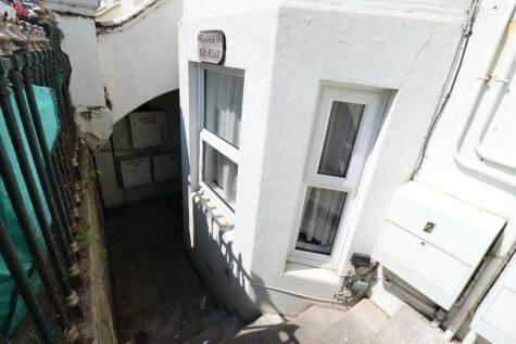 Ryde - 2 bedroom flat for sale