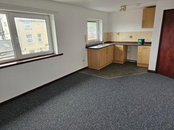 Lounge/Kitchen