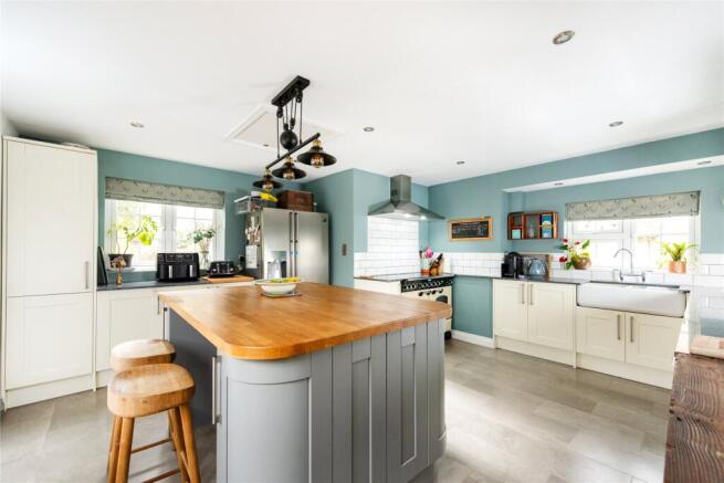 Kitchen/Breakfast