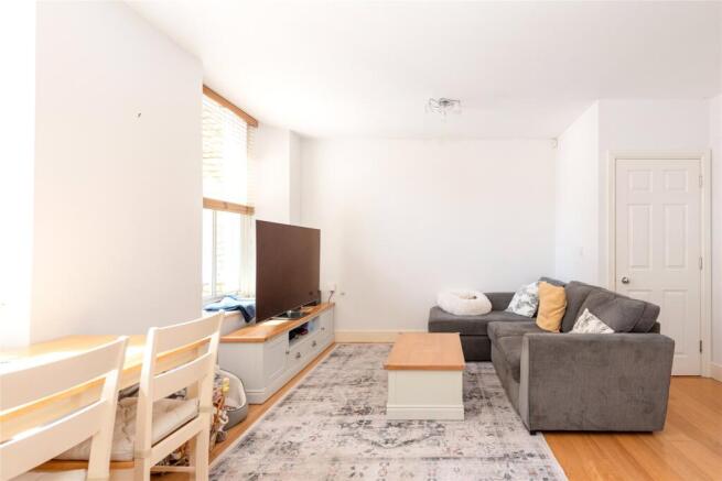 Sitting/Dining Room