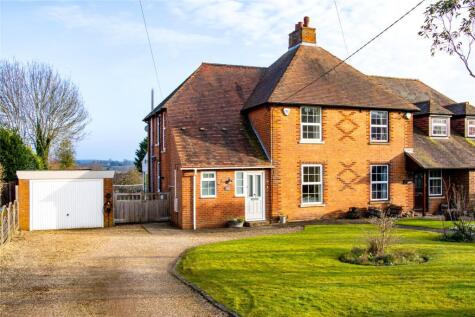 Moores Hill, Yardley Road, Olney, Buckinghamshire, MK46