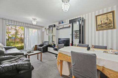 Elmcroft, Merryfield Gardens, Stanmore, HA7