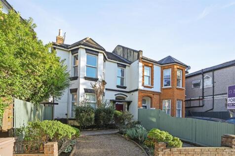 Minster Road, Cricklewood, London, NW2