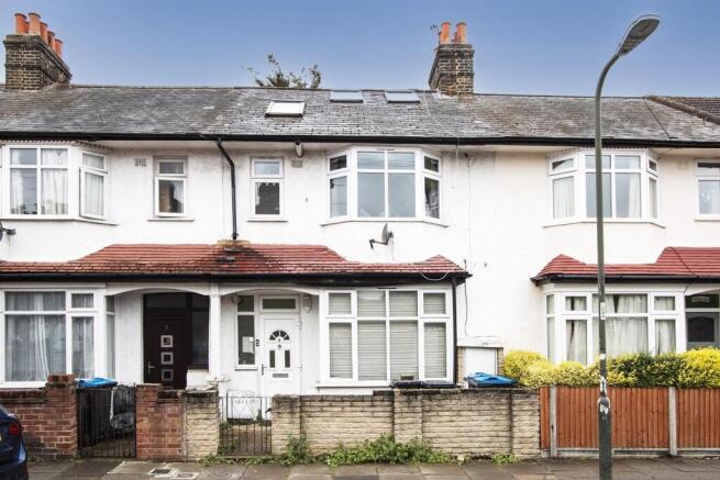 Flat 2, 4 Carter Road external.jpg