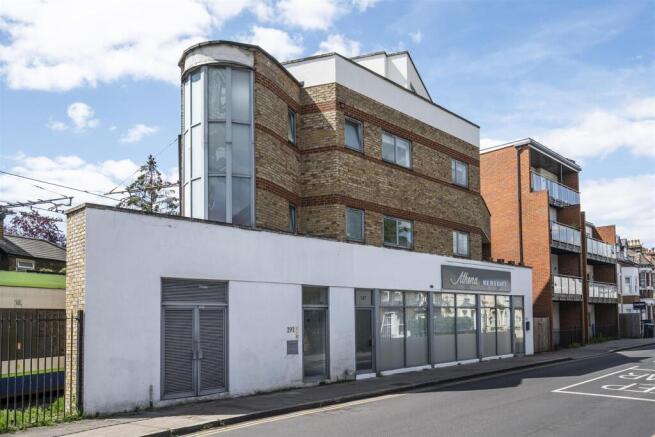 Flat 1, 191 Hartfield Road SW19 external.jpg