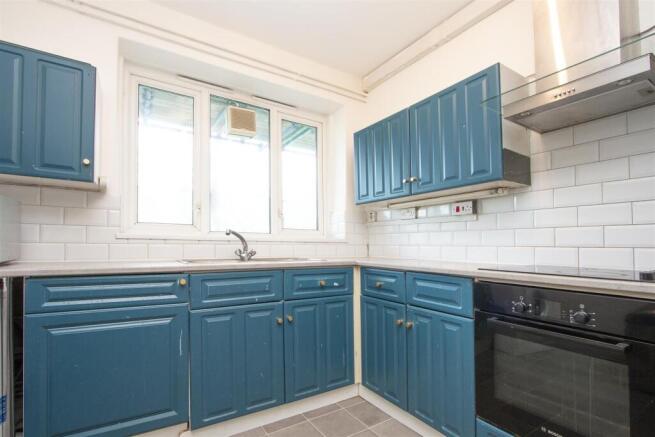 78 St Johns Drive, Garratt Lane 007.jpg