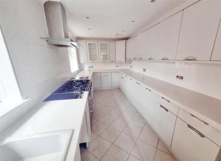 Eastwood Road, Rayleigh, Essex, SS6