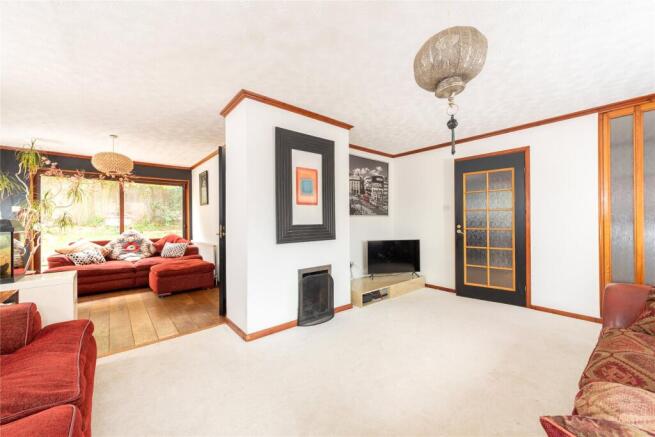 Sitting/Dining Room