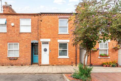 St. Mary Street, New Bradwell, Milton Keynes, Buckinghamshire, MK13