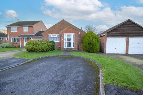 Earlsbourne, Church Crookham, GU52