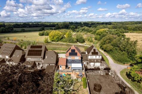 Emerald Avenue, Fleet, GU51